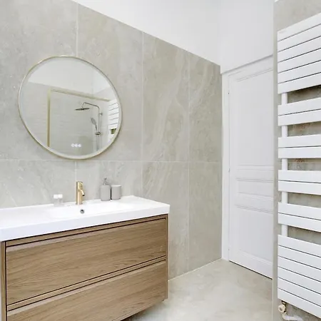 Parisian Elegance & Comfort For 4 People * Paris