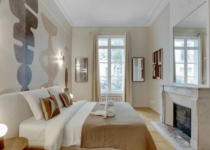 Parisian Elegance & Comfort For 4 People Appartamento