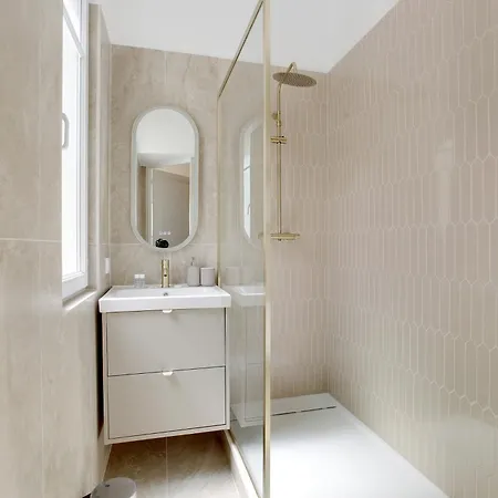 Parisian Elegance & Comfort For 4 People * Paris